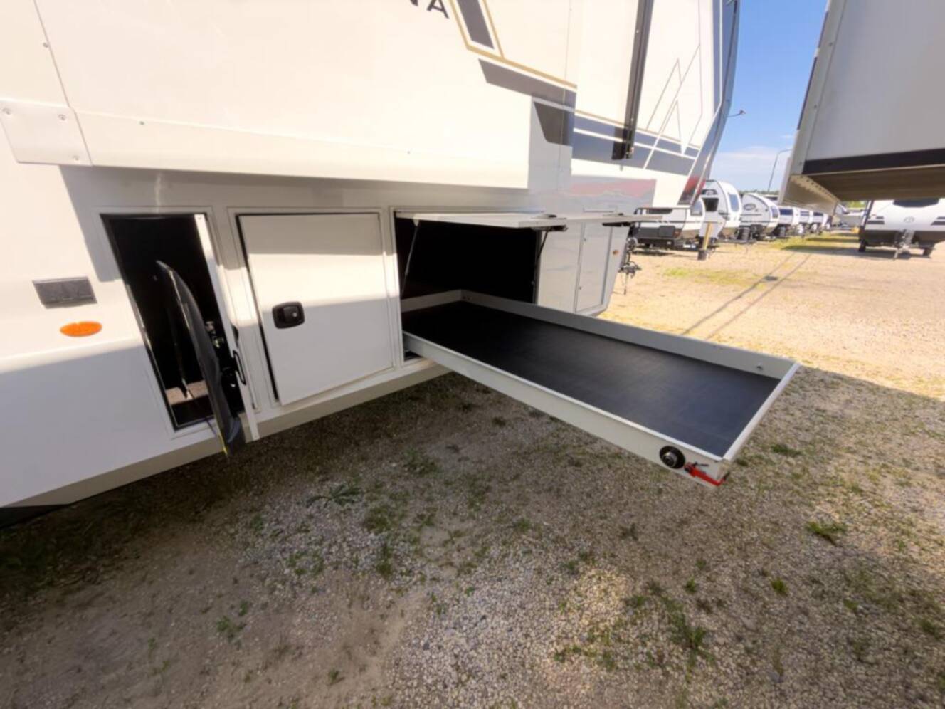 A photo of this 2027 Keystone Rv Montana 3900RK
