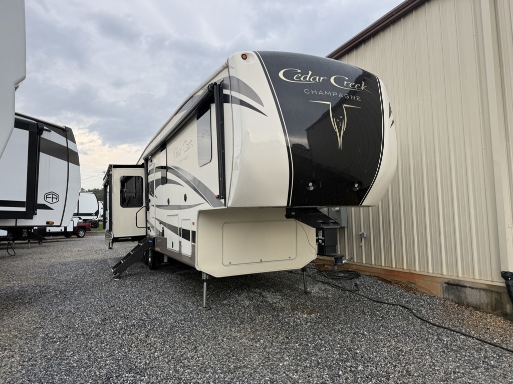 2017 Forest River Rv Cedar Creek Champagne Edition 38EL RV