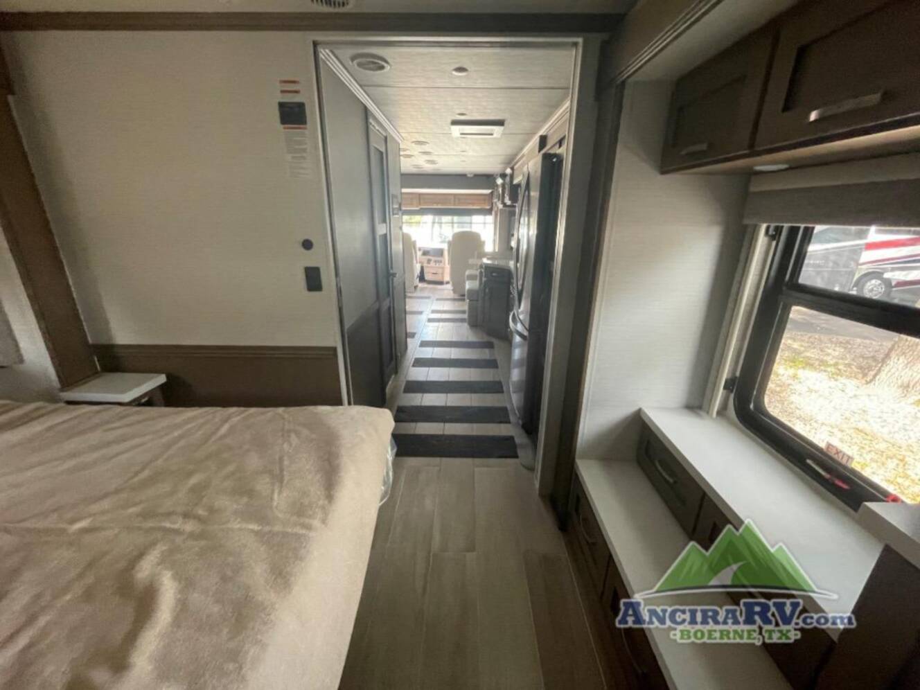A photo of this 2027 Newmar NORTHERN STAR 3418