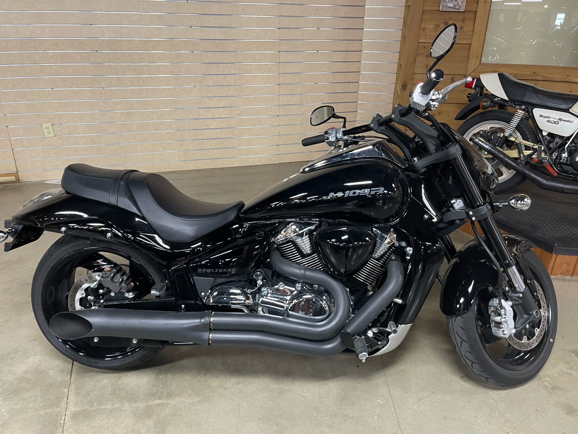2024 Suzuki Boulevard M109R M109R in Ridgeland, MS