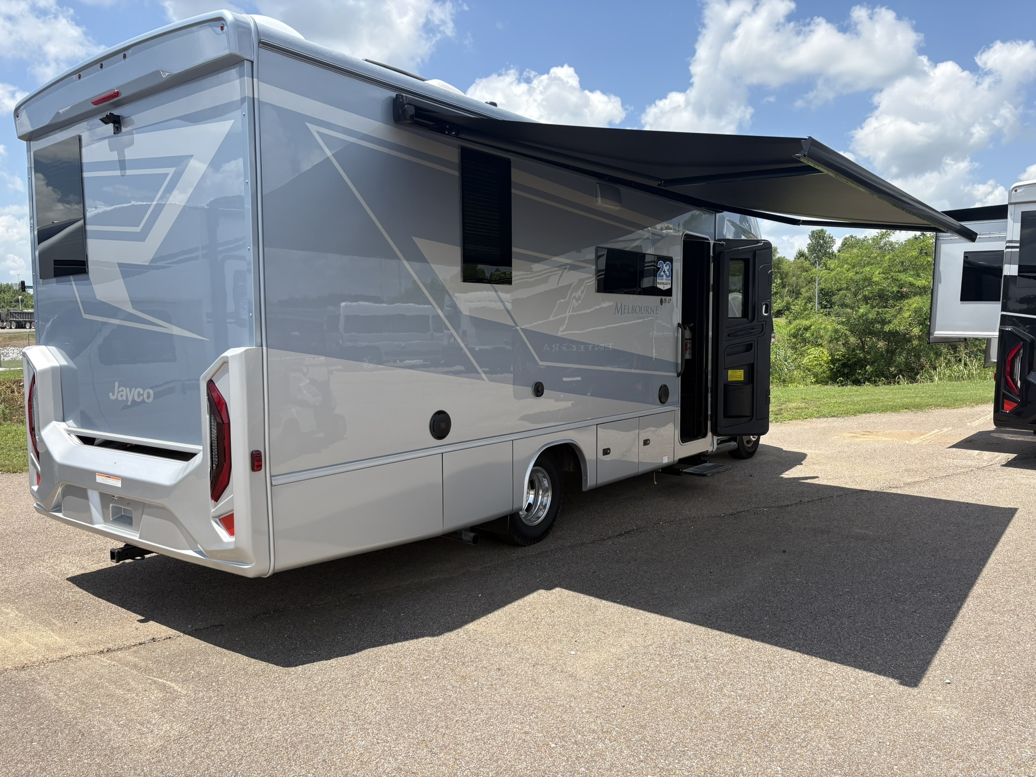 2027 Jayco Melbourne Prestige 25LP in belden MS