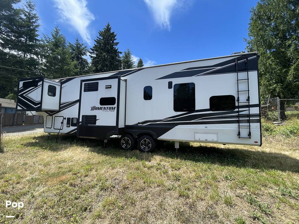 2022 Grand Design Momentum 351MS in shelton WA
