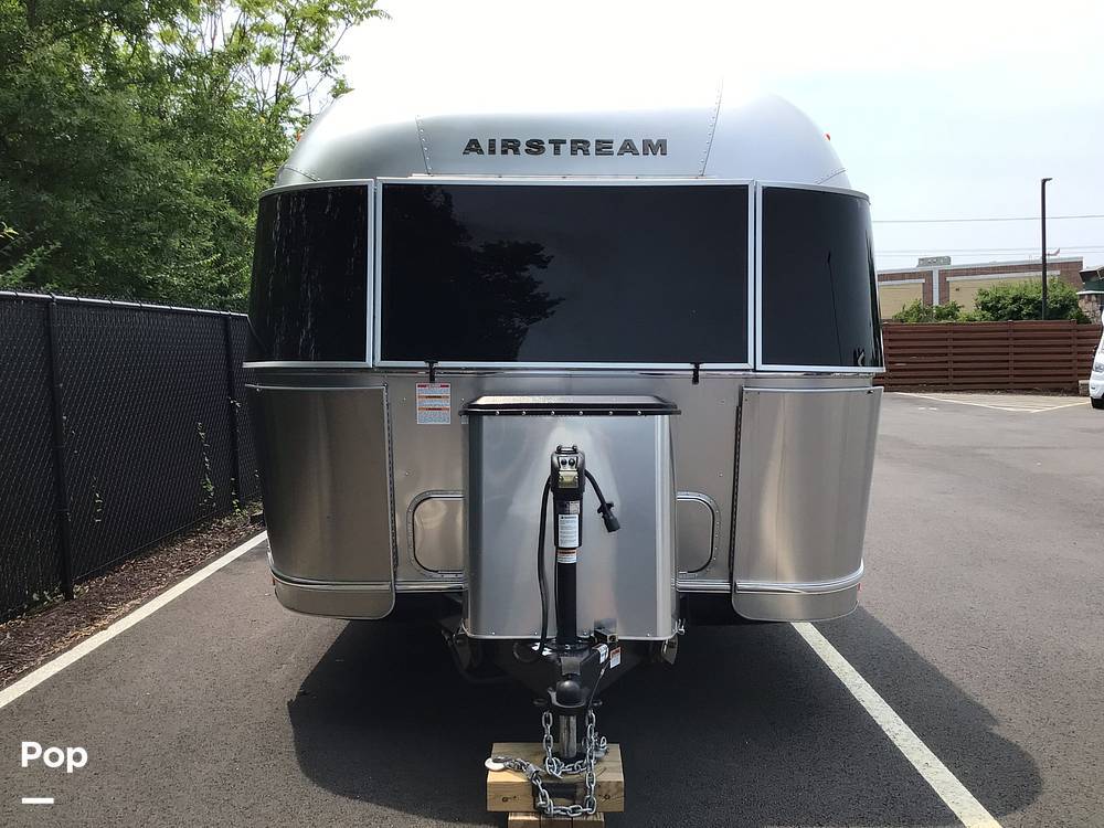 2021 Airstream Flying Cloud 27FB Twin in haymarket VA