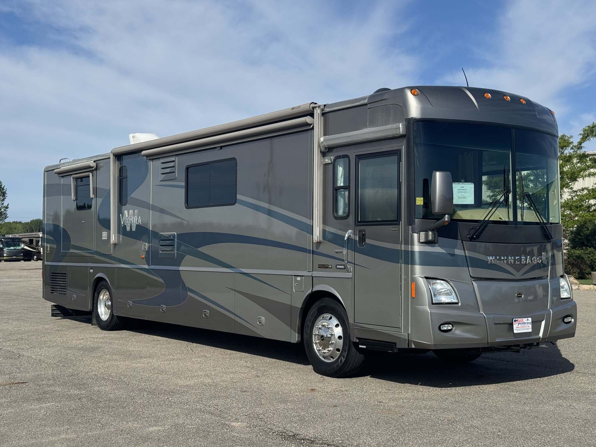 2005 Winnebago Vectra 40FD in garfield MN