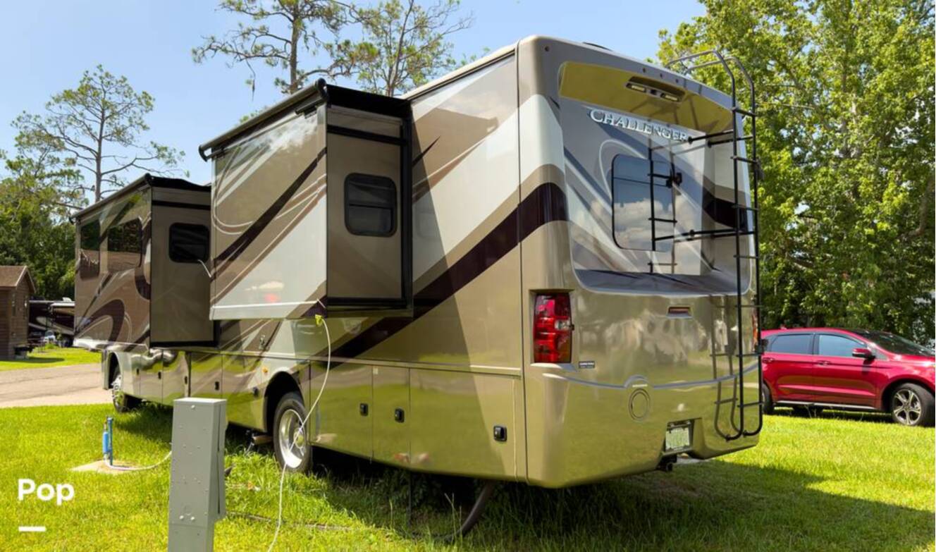 A photo of this 2020 Thor Motor Coach Challenger 37FH