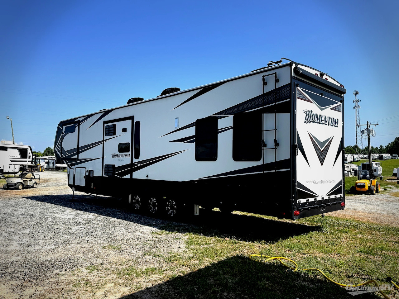 2023 Grand Design Momentum G-Class 320G in inman SC