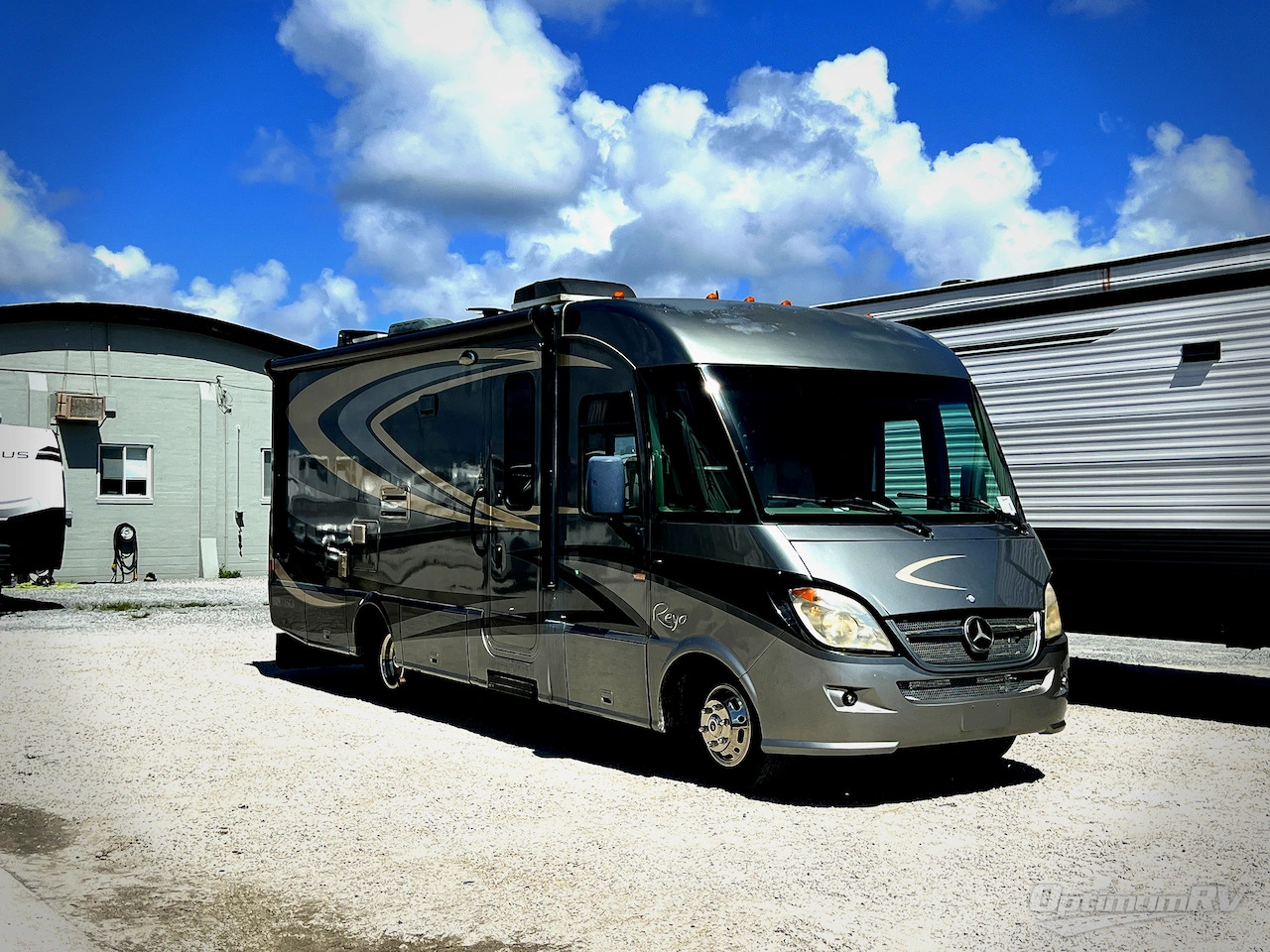2012 Itasca Reyo 25R in mims FL