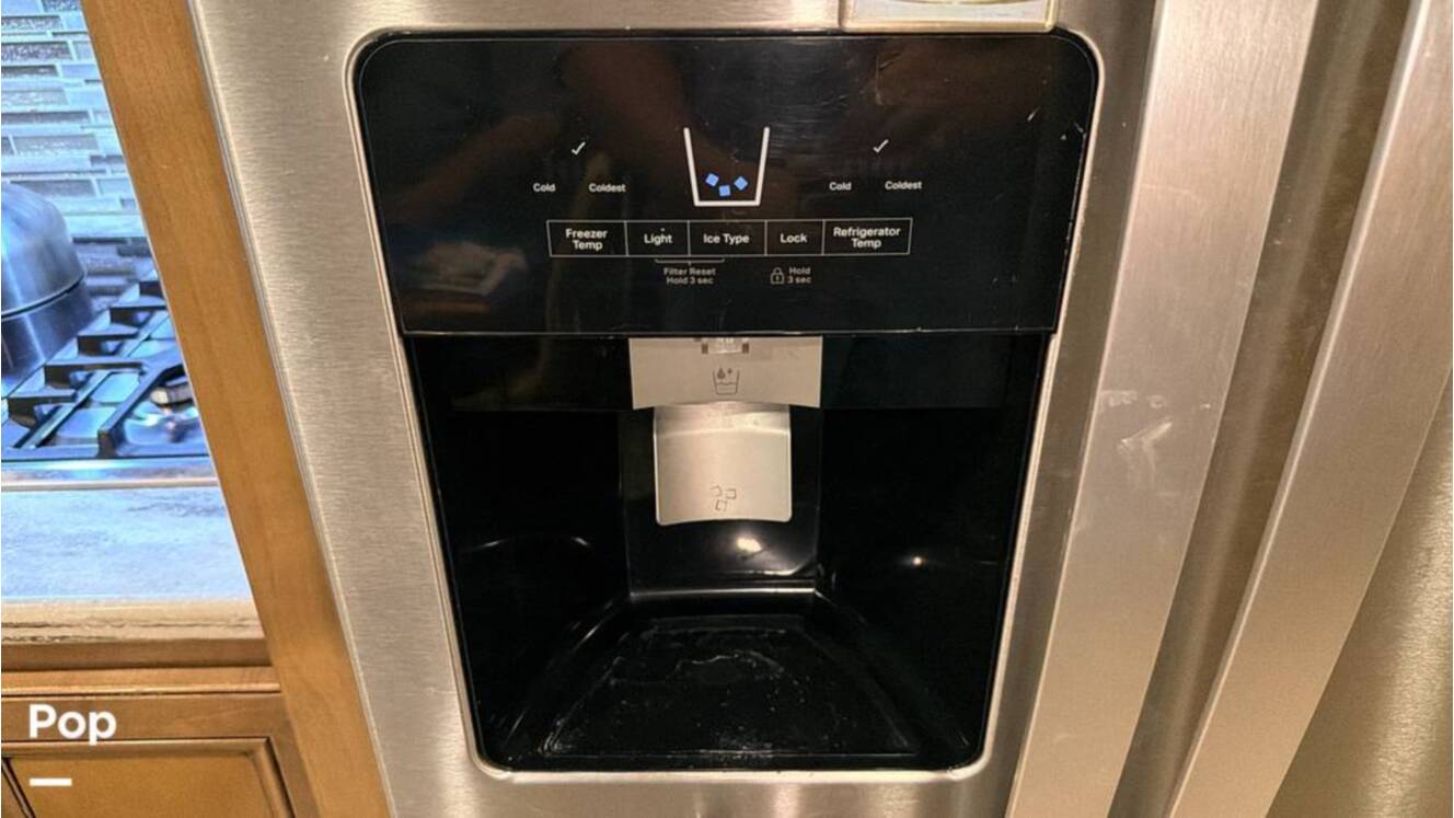 A photo of this 2020 Thor Motor Coach Challenger 37FH