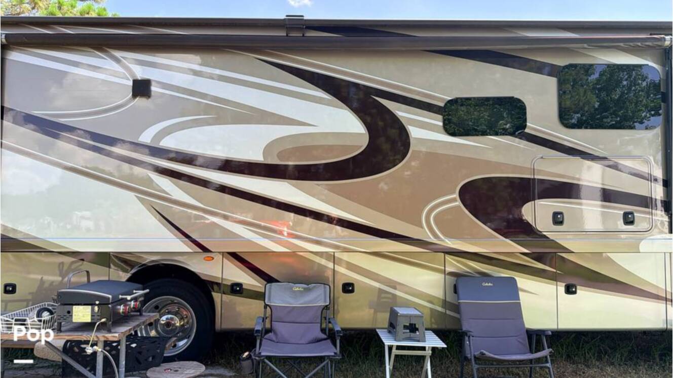A photo of this 2020 Thor Motor Coach Challenger 37FH