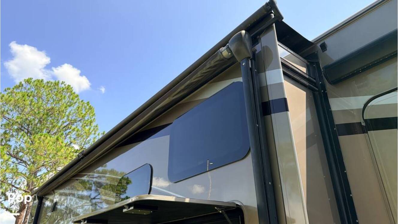 A photo of this 2020 Thor Motor Coach Challenger 37FH