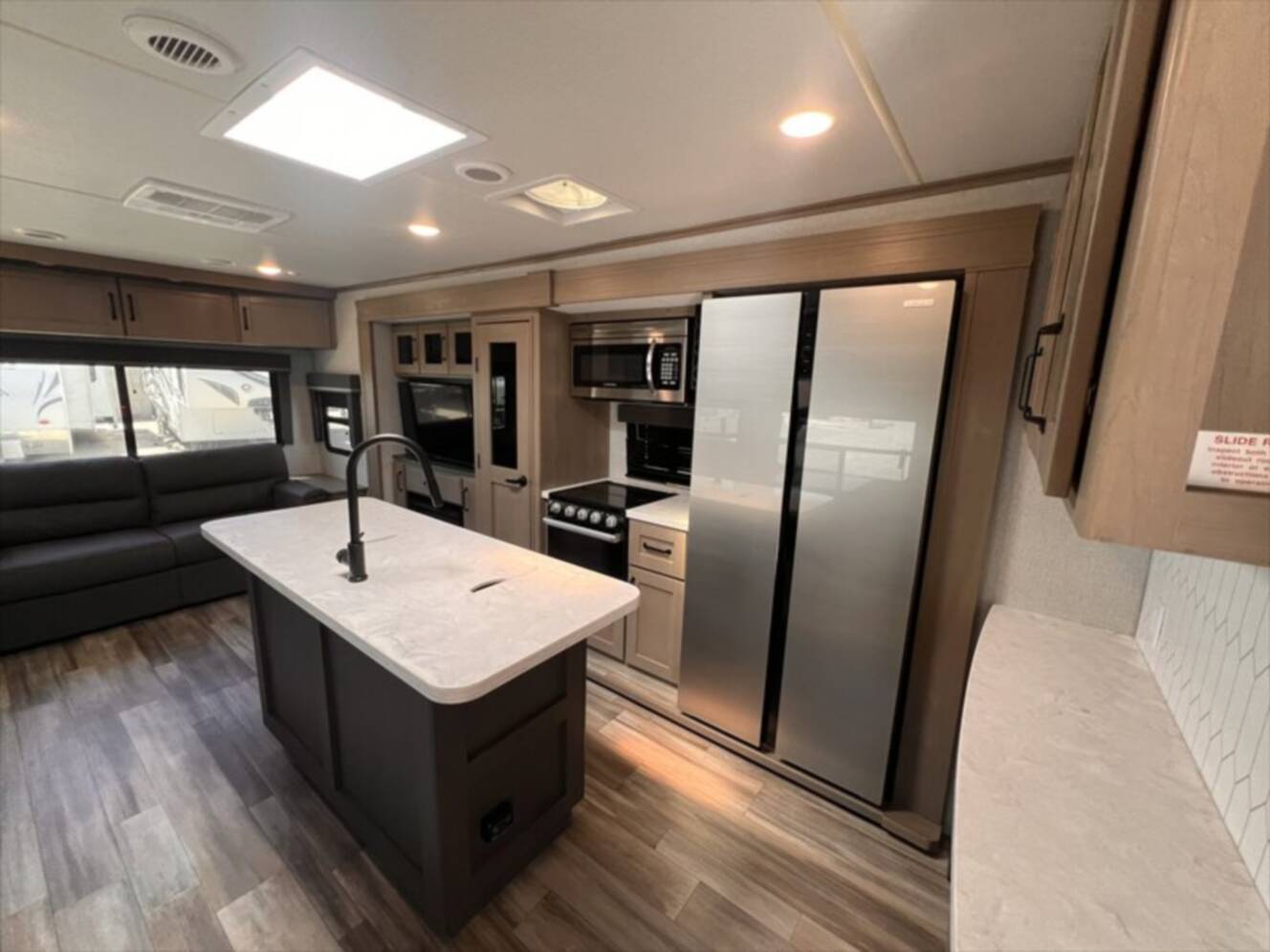 A photo of this 2023 Grand Design Reflection 315RLTS