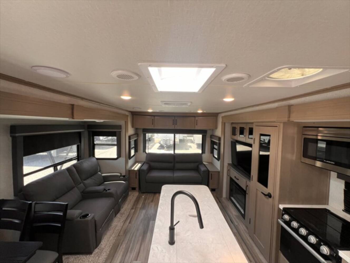 A photo of this 2023 Grand Design Reflection 315RLTS