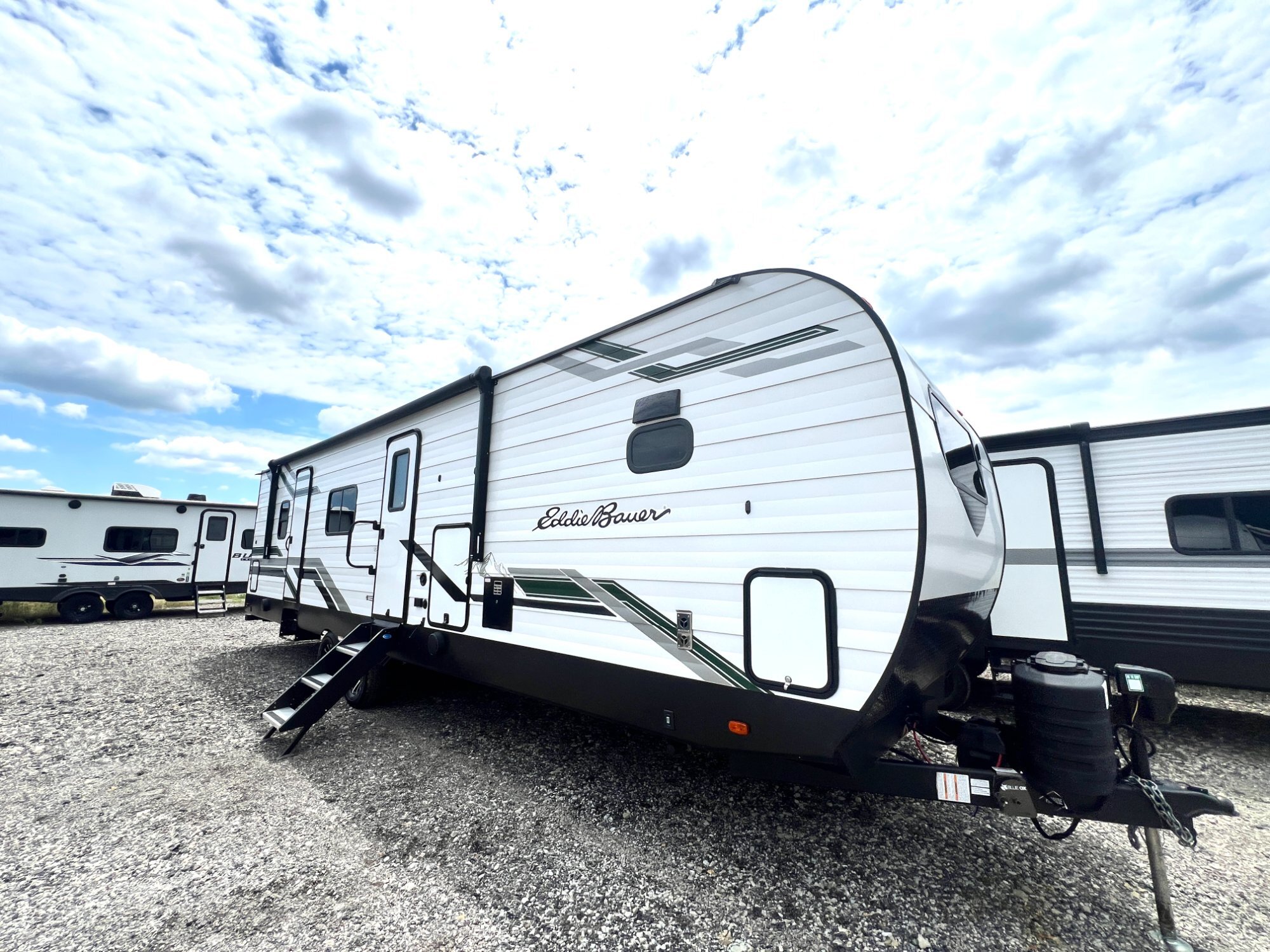 2024 Heartland Eddie Bauer 33FK in wabash IN