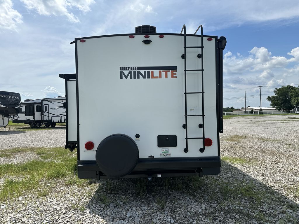 2022 Forest River Rockwood Mini Lite 2507S in gassville AR