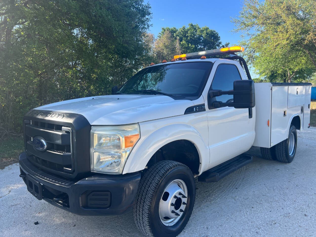 2016 FORD F350 XL in Lake Placid, FL