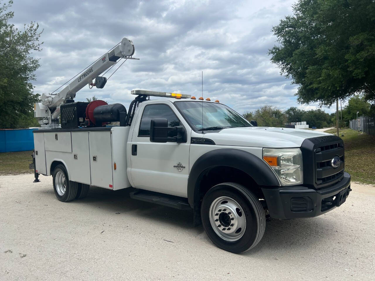 2016 FORD F550 in Lake Placid, FL