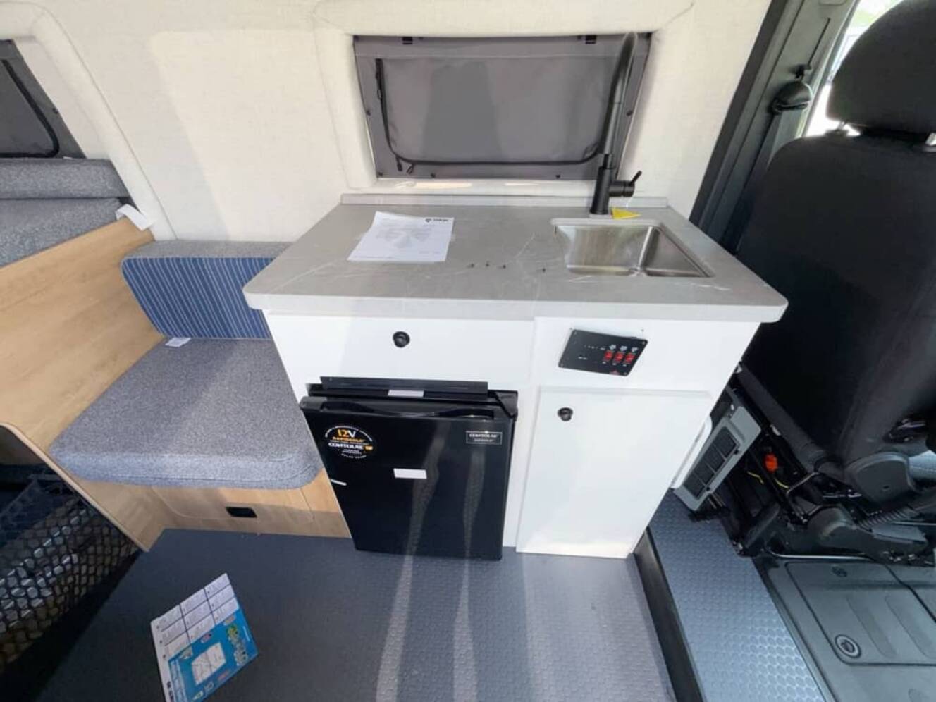 A photo of this 2027 Thor FREEDOM ELITE 17D