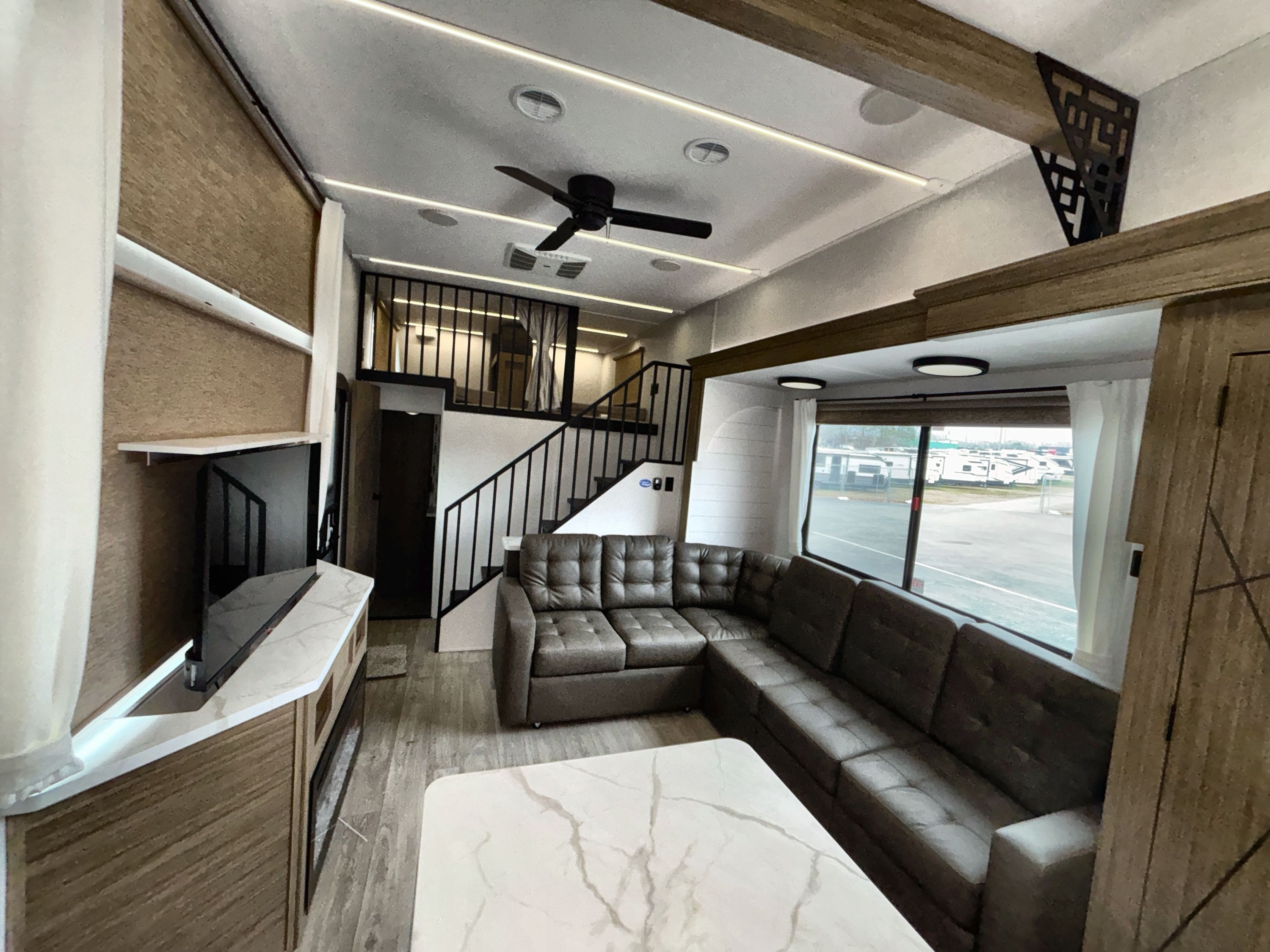 2026 Forest River SALEM VILLA GRAND 42ICE in buford GA