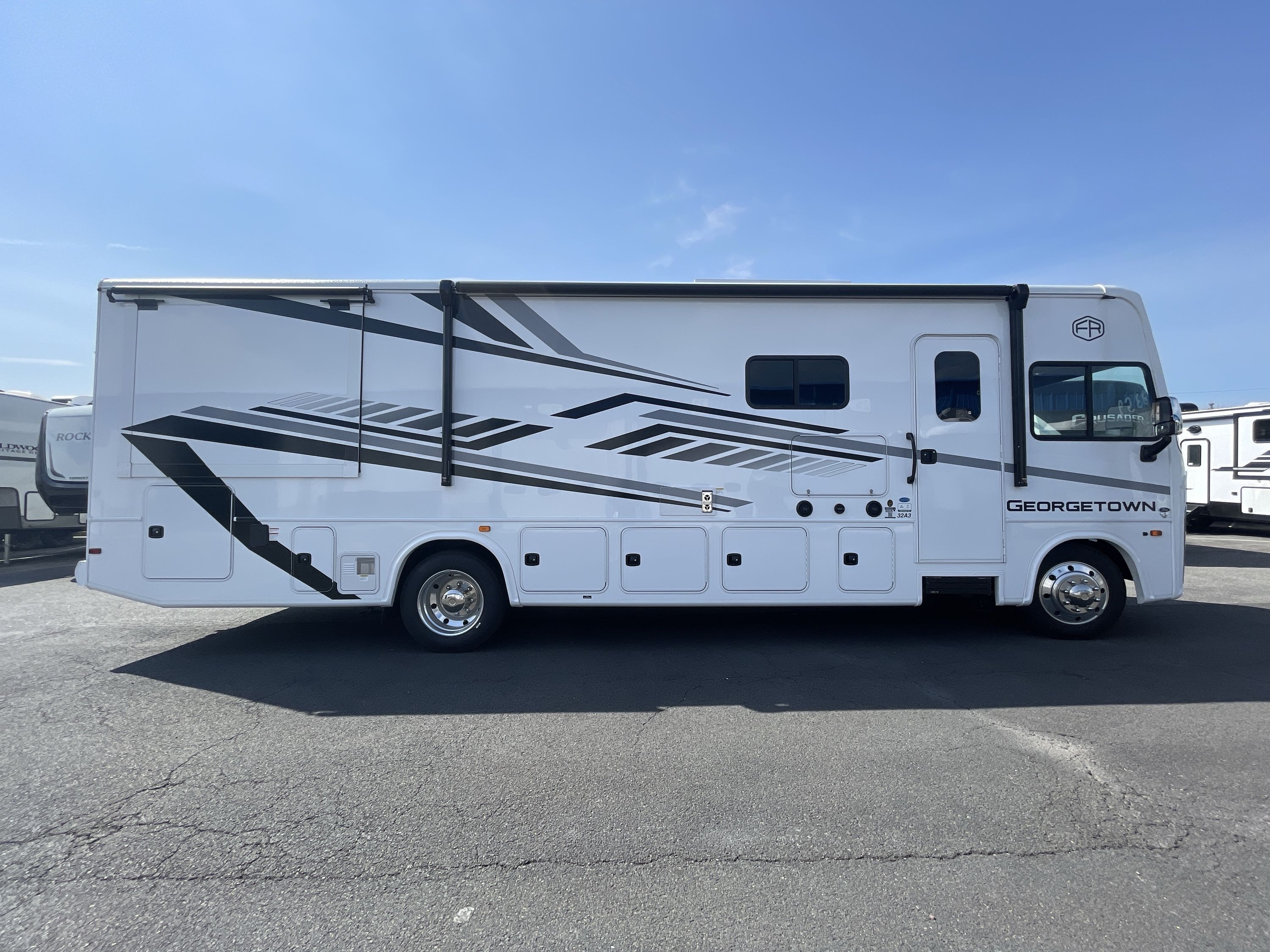 2026 Forest River GEORGETOWN 3 SERIES 32A in hamburg PA