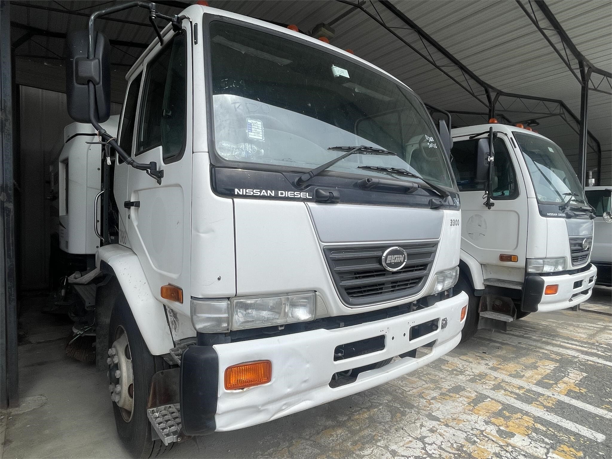 2010 NISSAN UD 3300 in Bealeton, VA