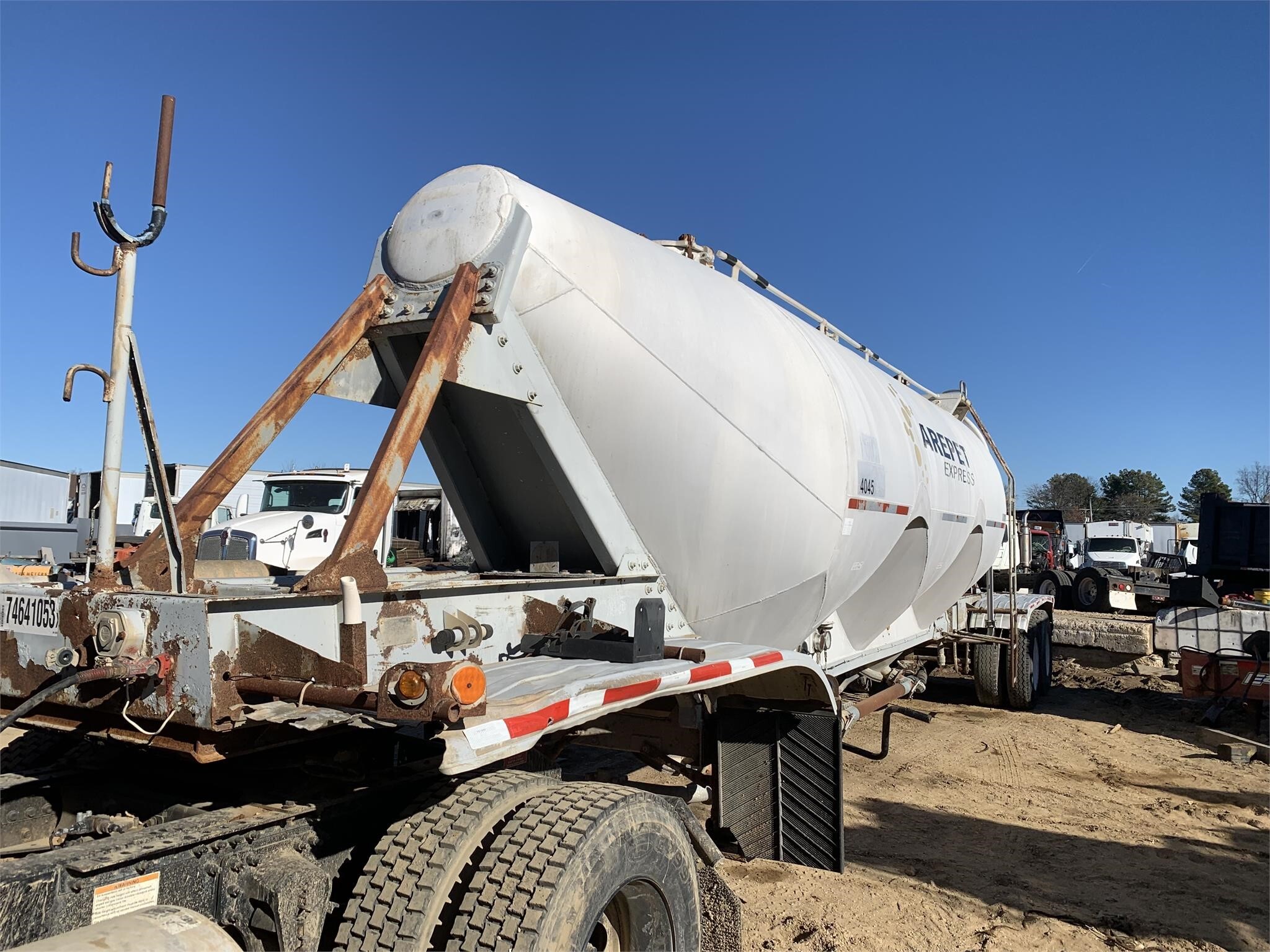 1978 FRUEHAUF 1000 CUBE in Covington, TN
