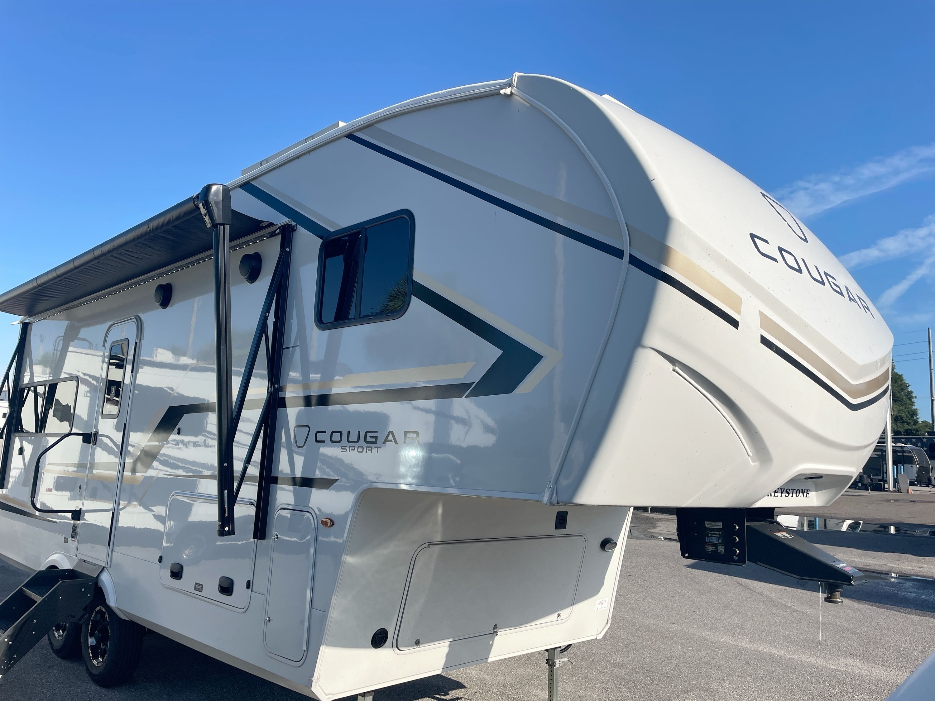 2027 Keystone COUGAR SPORT 2100ML in dover FL