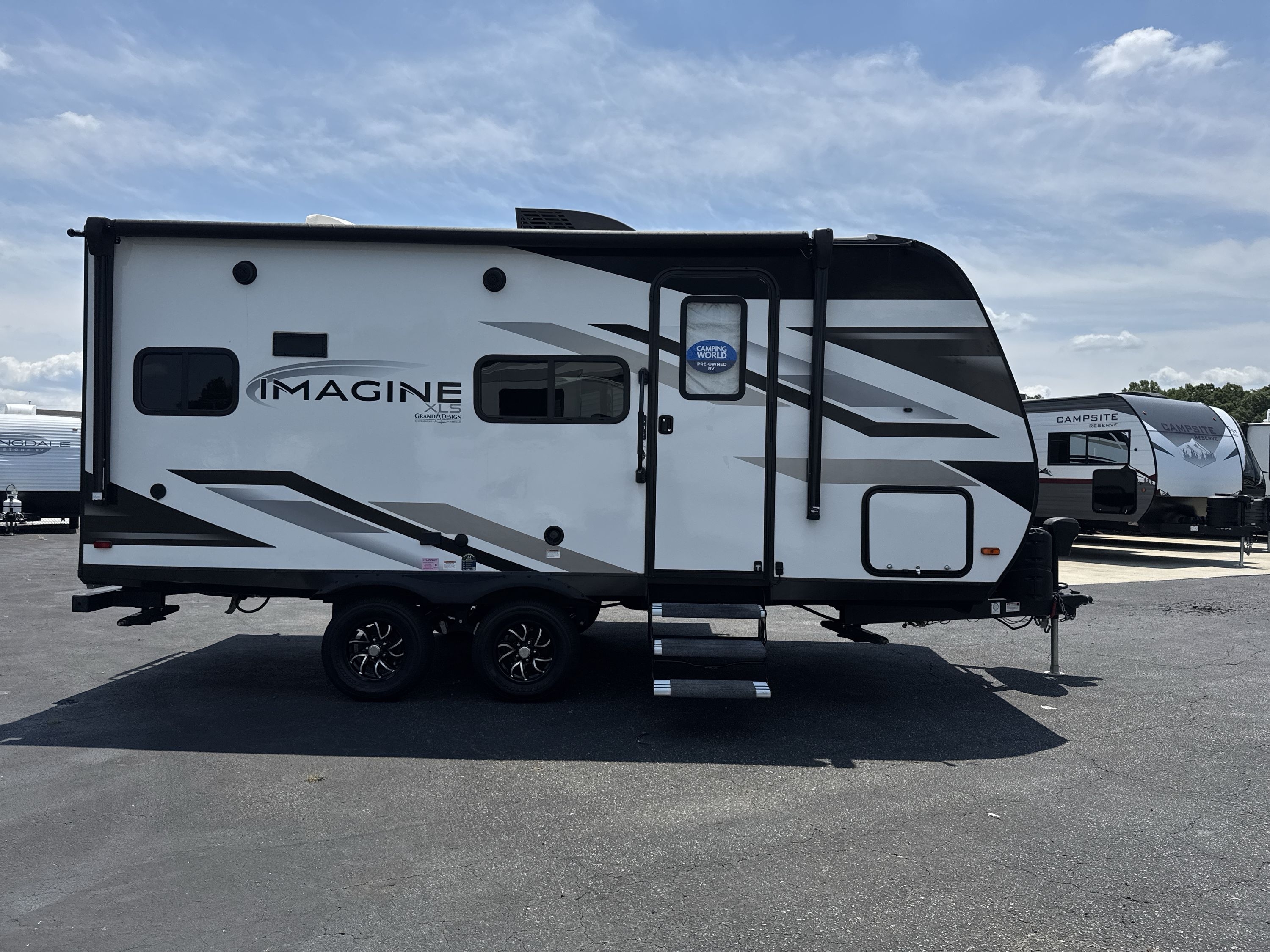2023 Grand Design IMAGINE 17MKE RV