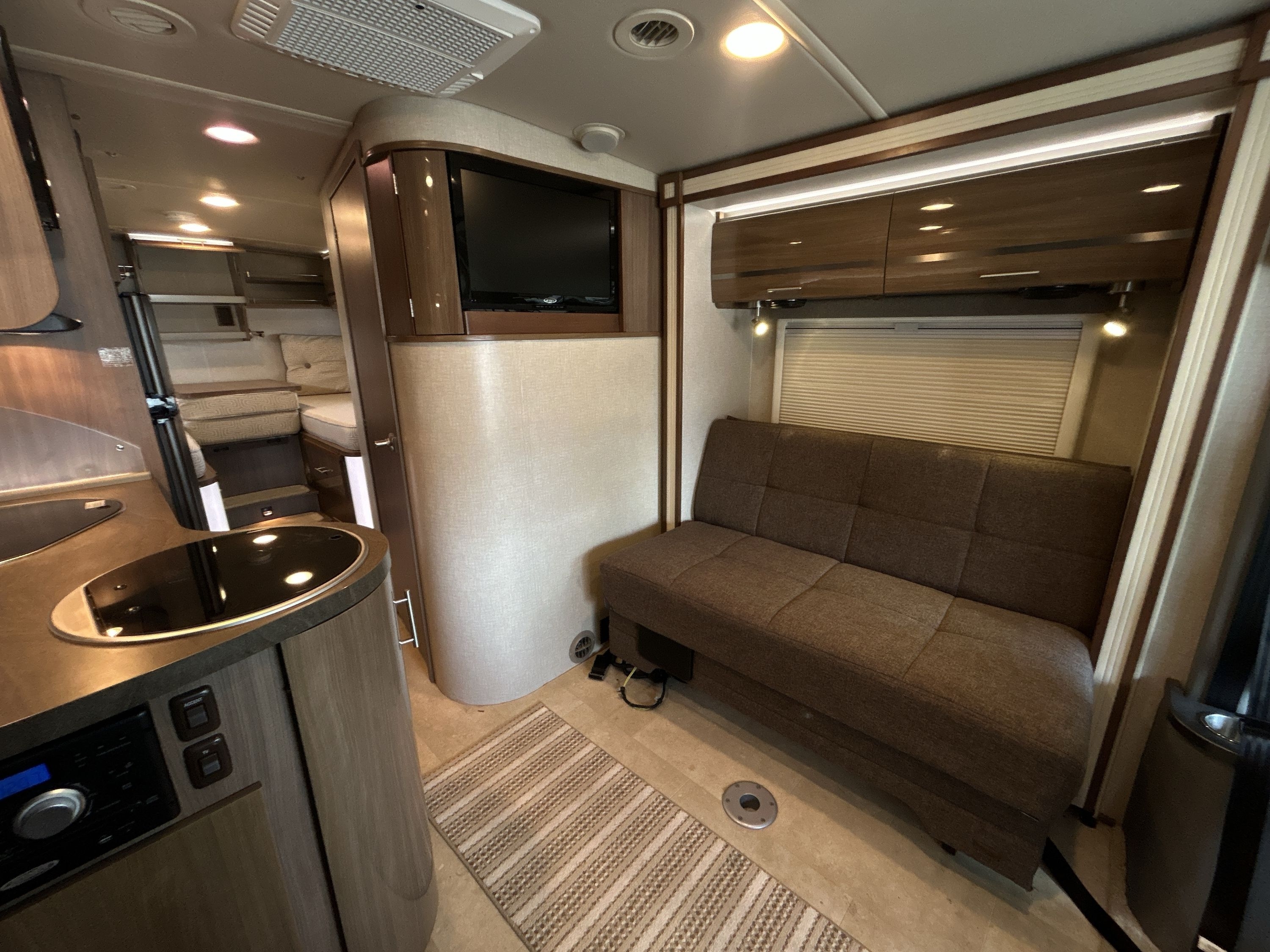 2015 Winnebago VIA 25T in lewisville TX