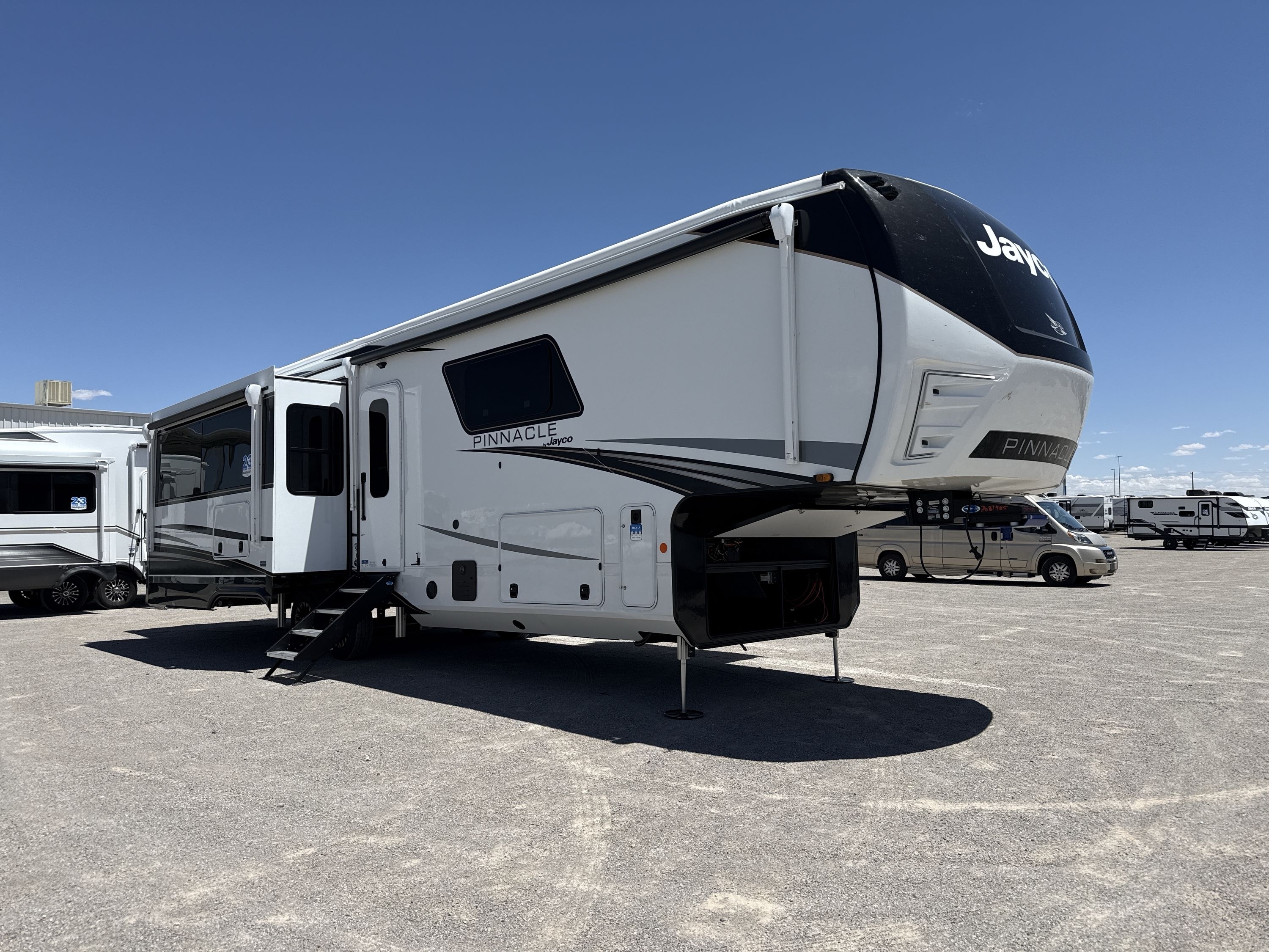 2027 Jayco PINNACLE 36FBTS in albuquerque NM