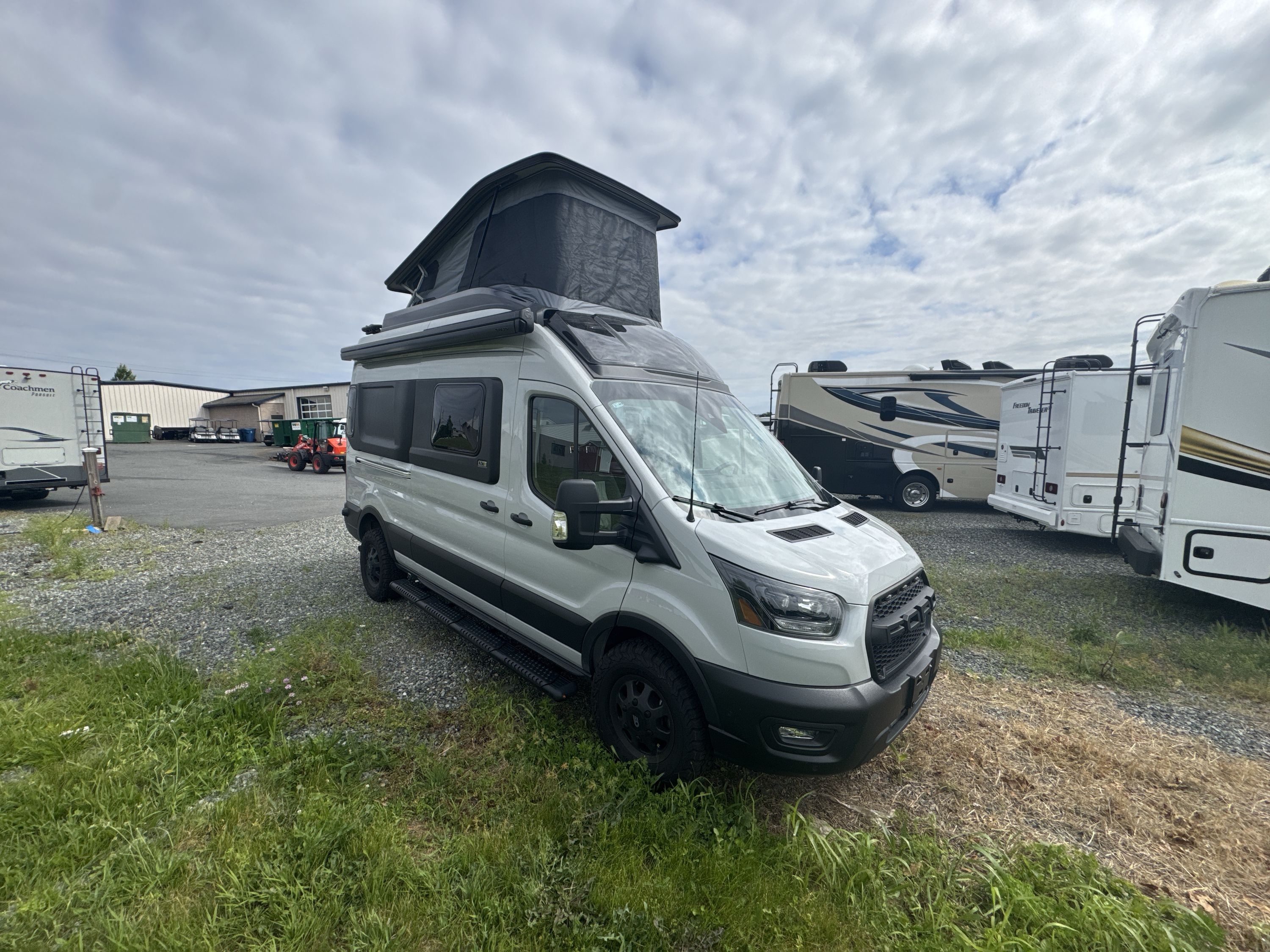 2026 Grand Design LINEAGE SERIES VT LVT1 in boyertown PA