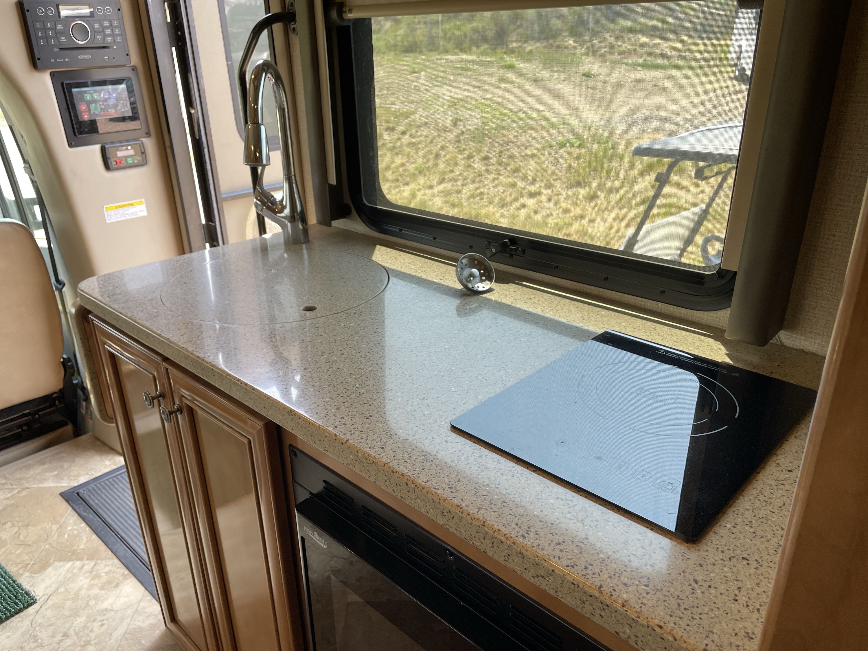 2018 Thor CHATEAU CITATION 24SR in golden CO
