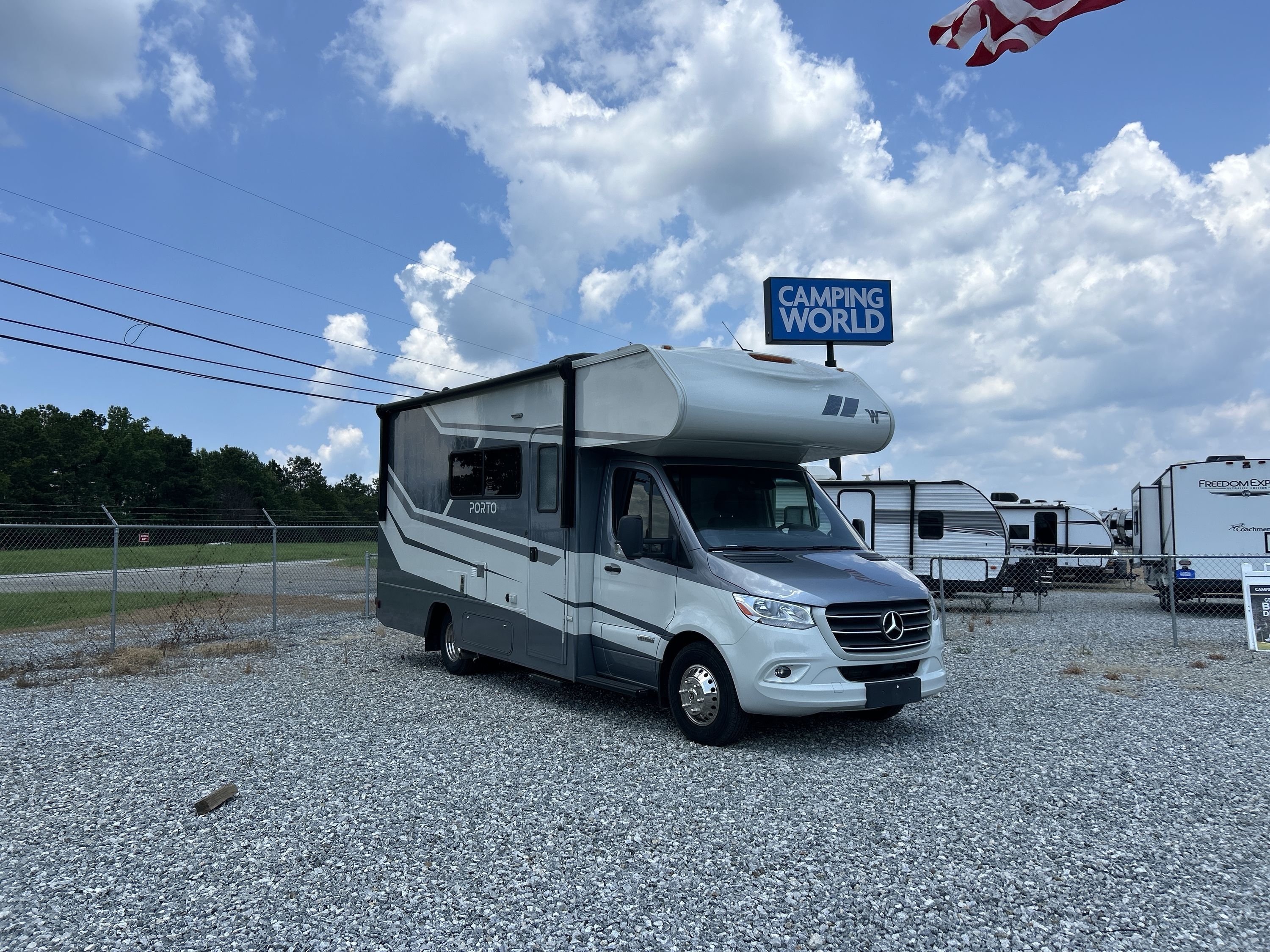 2025 Winnebago PORTO 24P RV