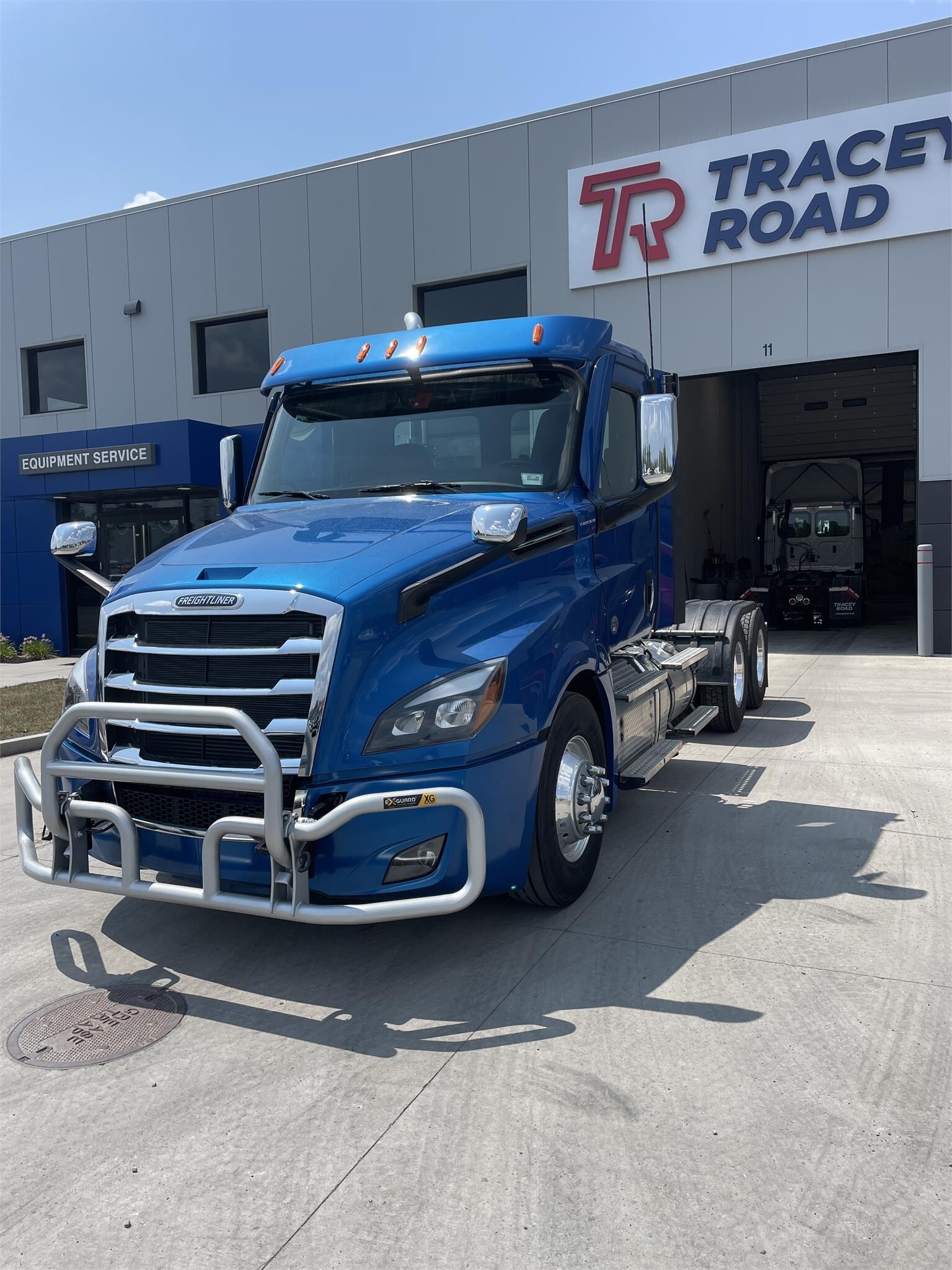 2024 FREIGHTLINER CASCADIA 126 in East Syracuse, NY
