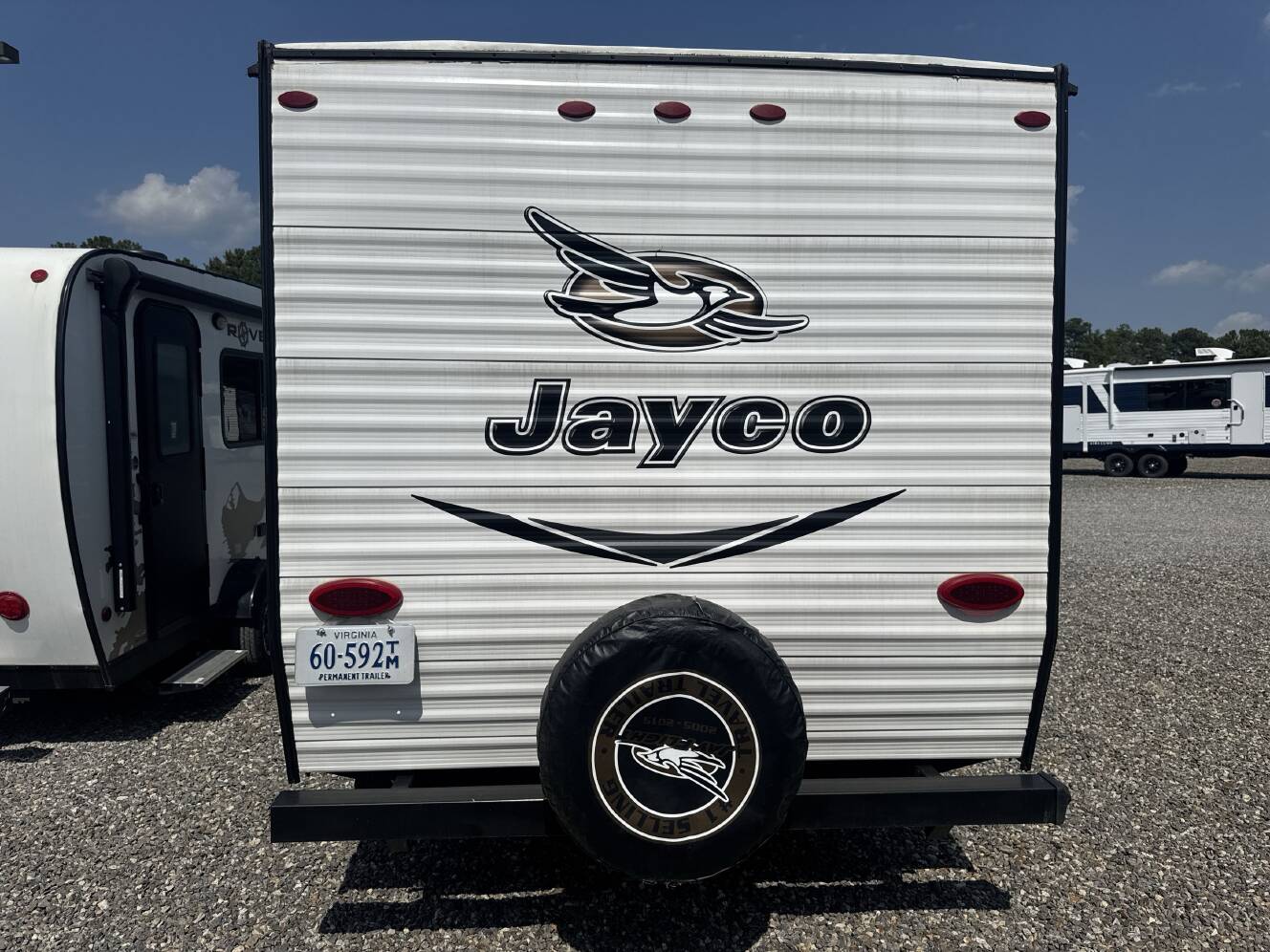 A photo of this 2017 Jayco JAY FLIGHT SLX 174BH