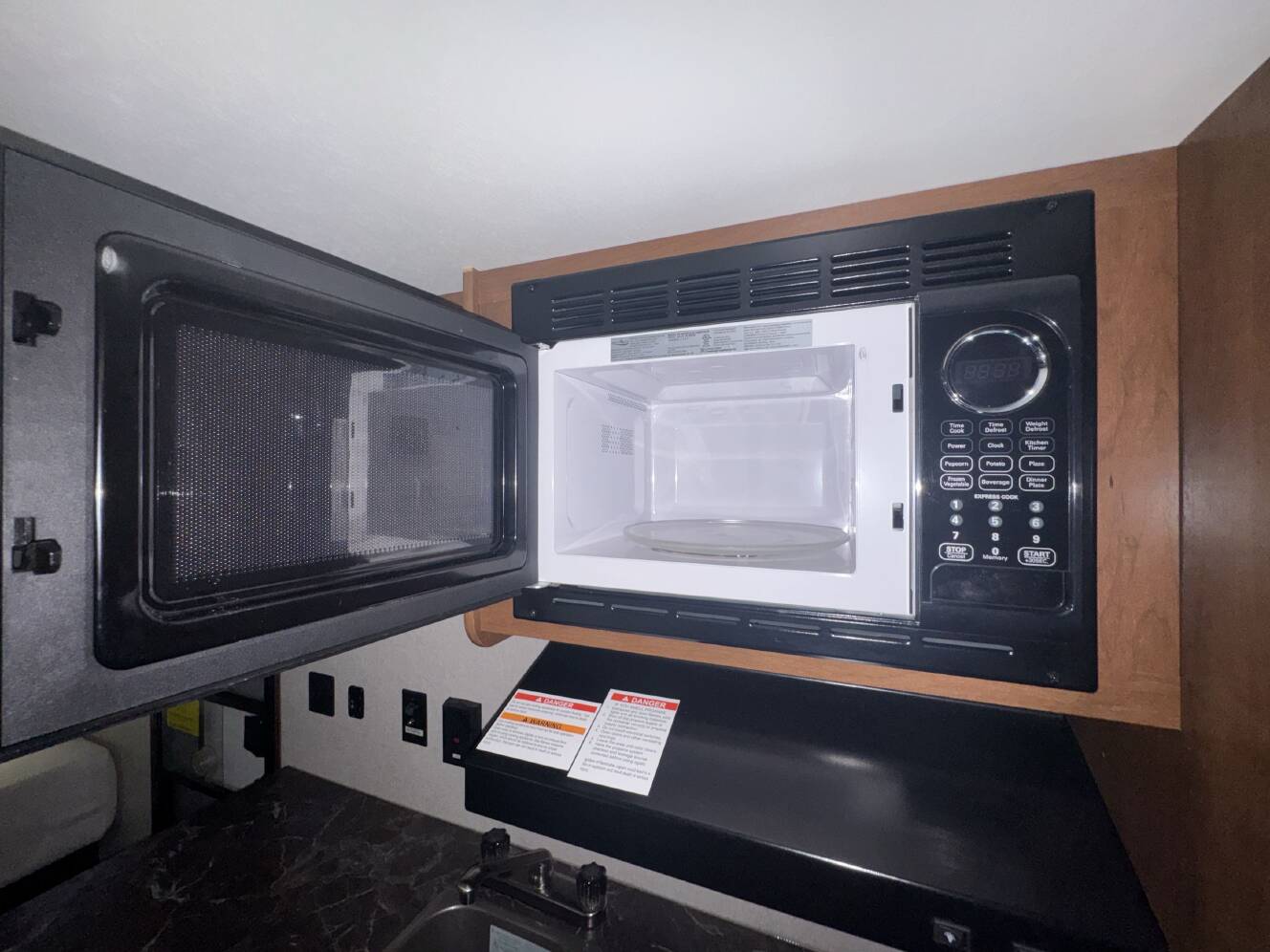 A photo of this 2017 Jayco JAY FLIGHT SLX 174BH