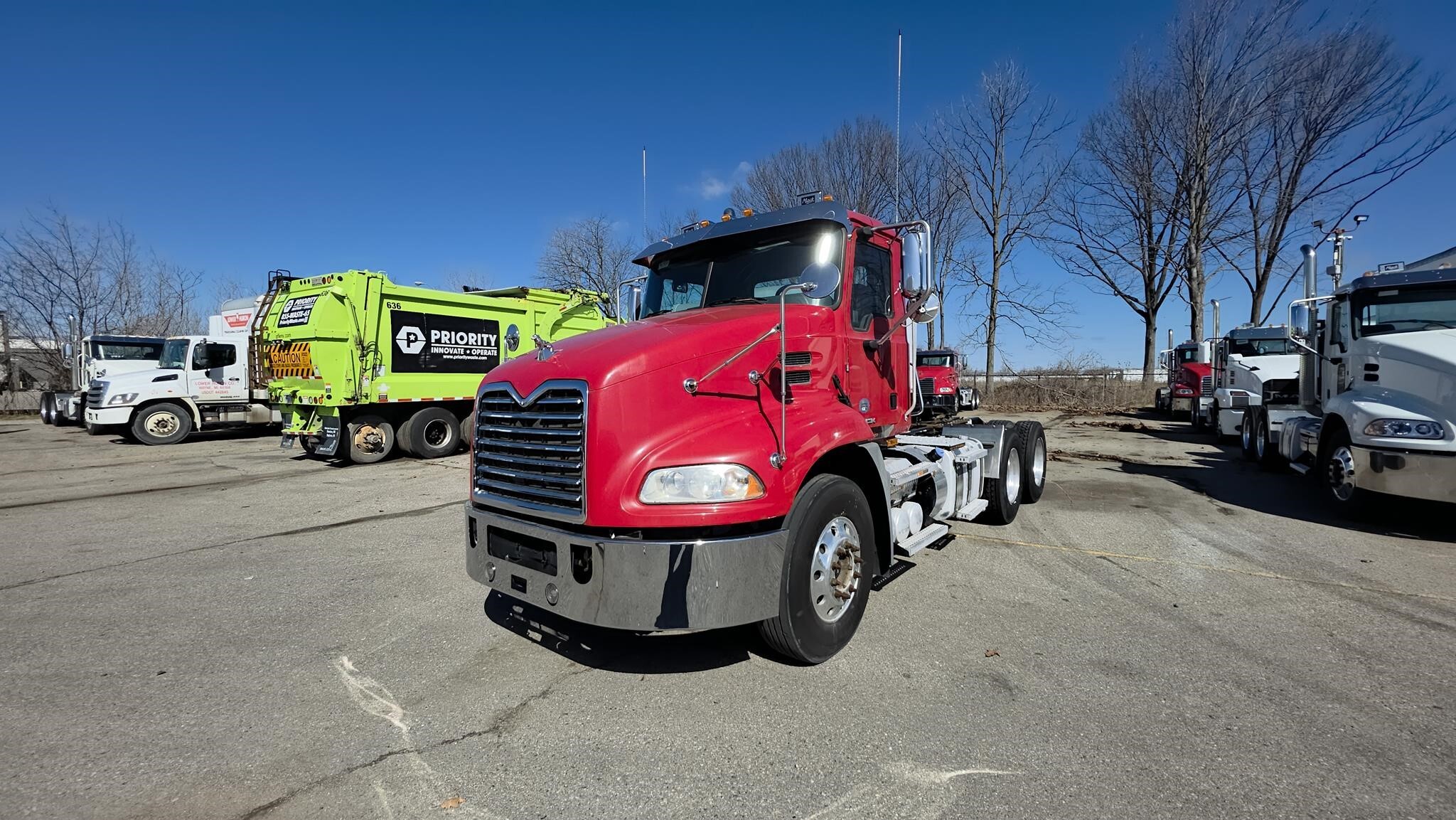 2017 MACK 600 in Romulus, MI