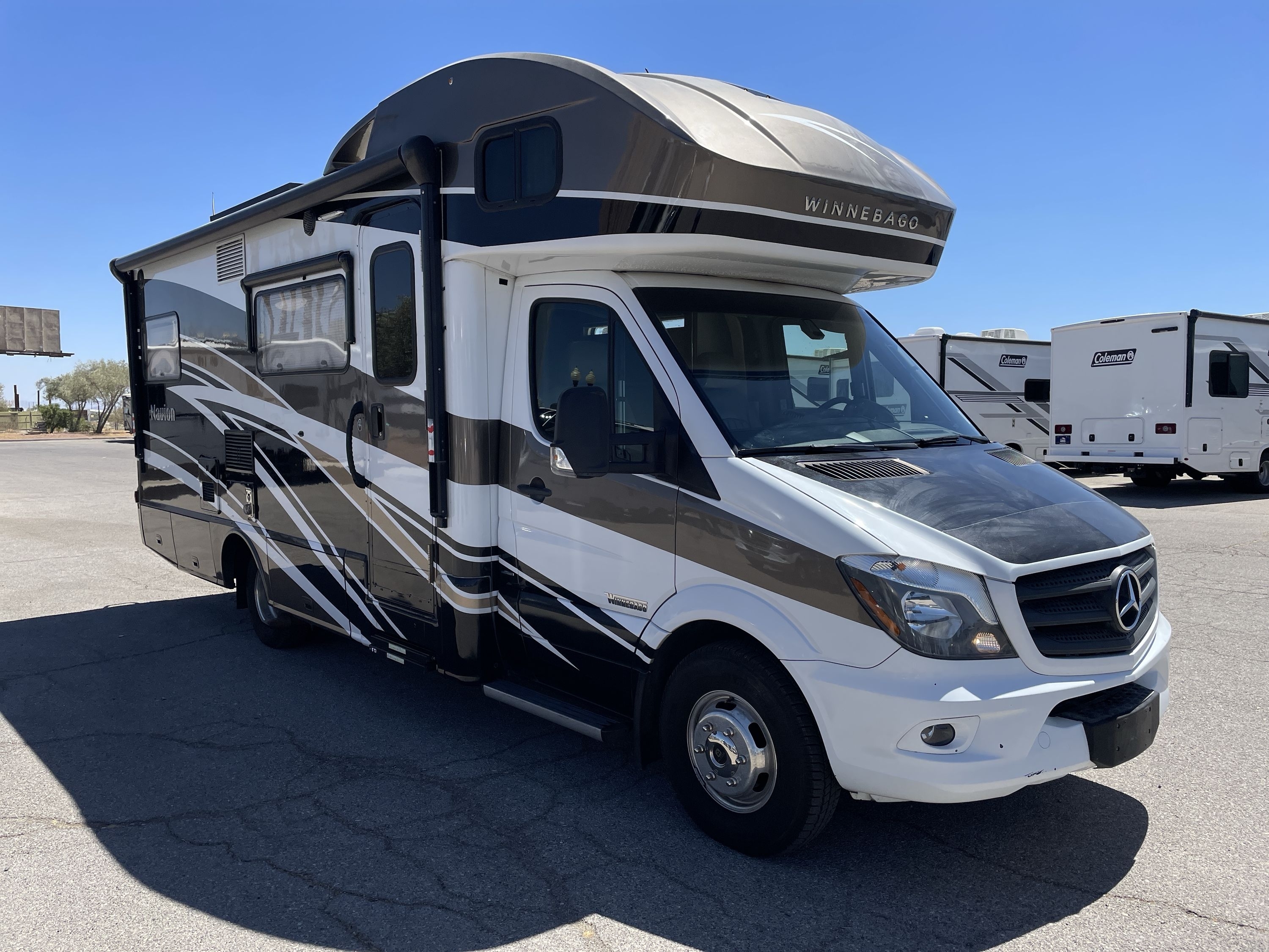 2017 Winnebago NAVION 24G RV
