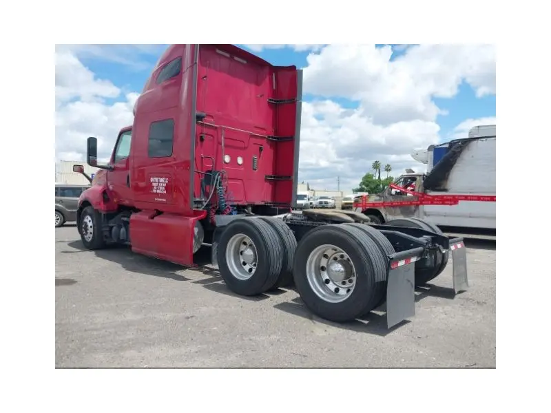 2021 INTERNATIONAL LT625