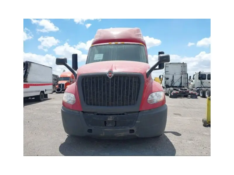 2021 INTERNATIONAL LT625