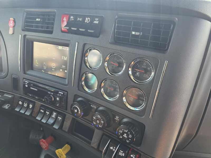 2023 KENWORTH T680