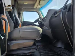 2023 KENWORTH T680