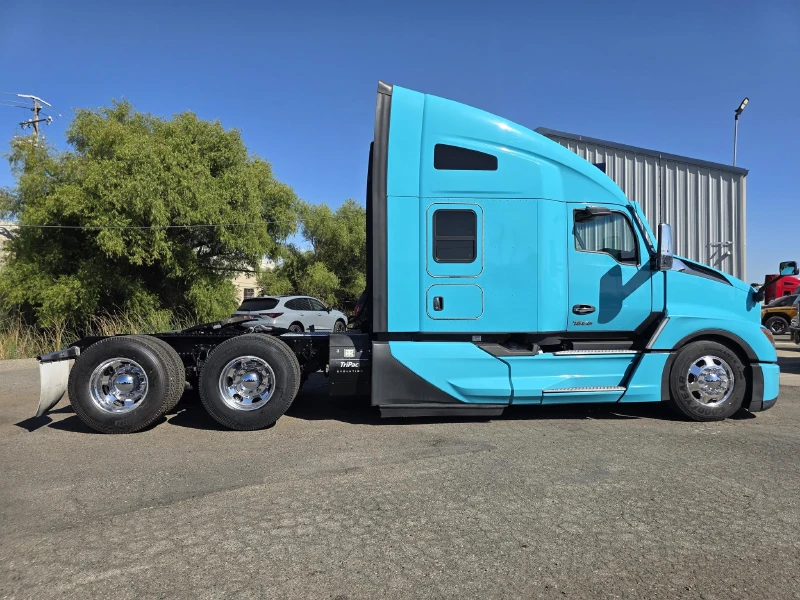 2023 KENWORTH T680