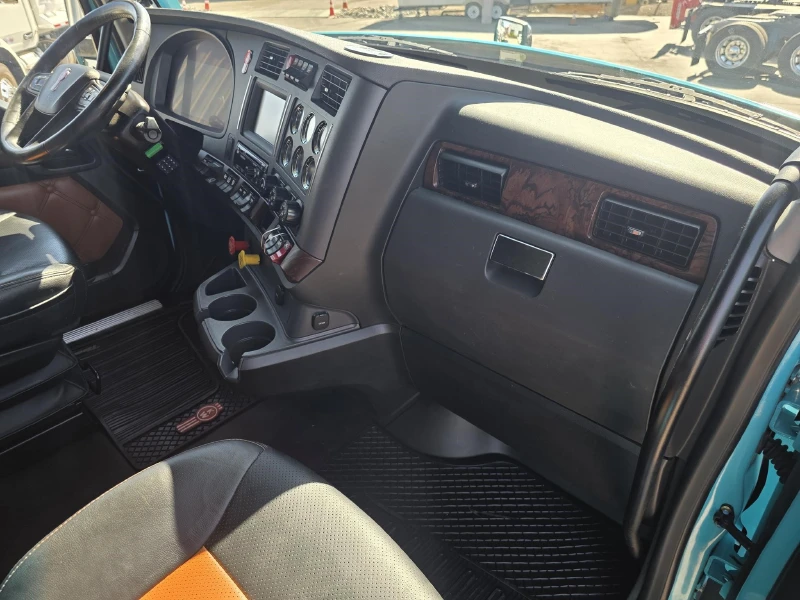 2023 KENWORTH T680