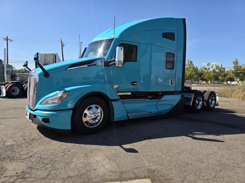 2023 KENWORTH T680