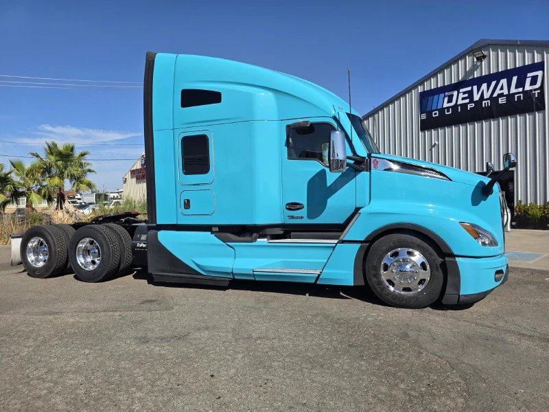 2023 KENWORTH T680