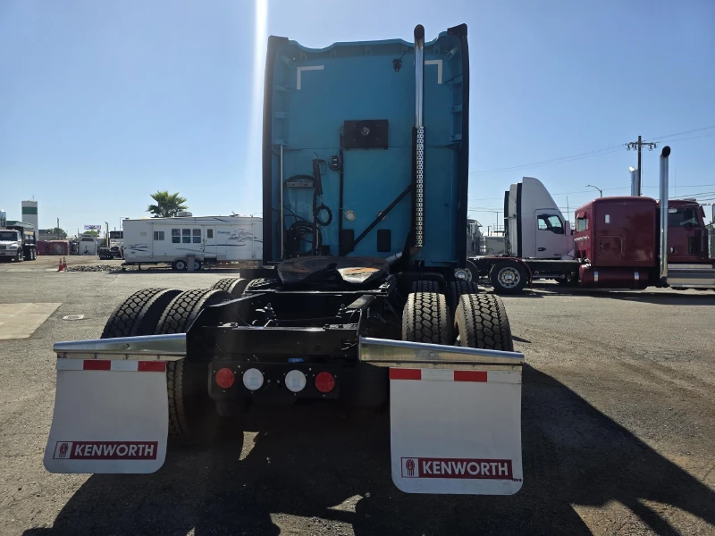 2023 KENWORTH T680