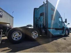 2023 KENWORTH T680