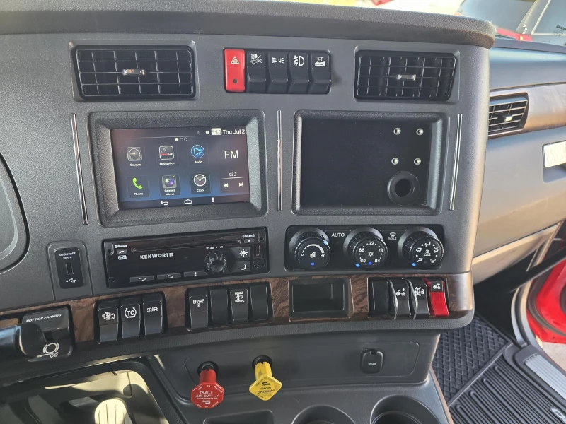 2024 KENWORTH T680