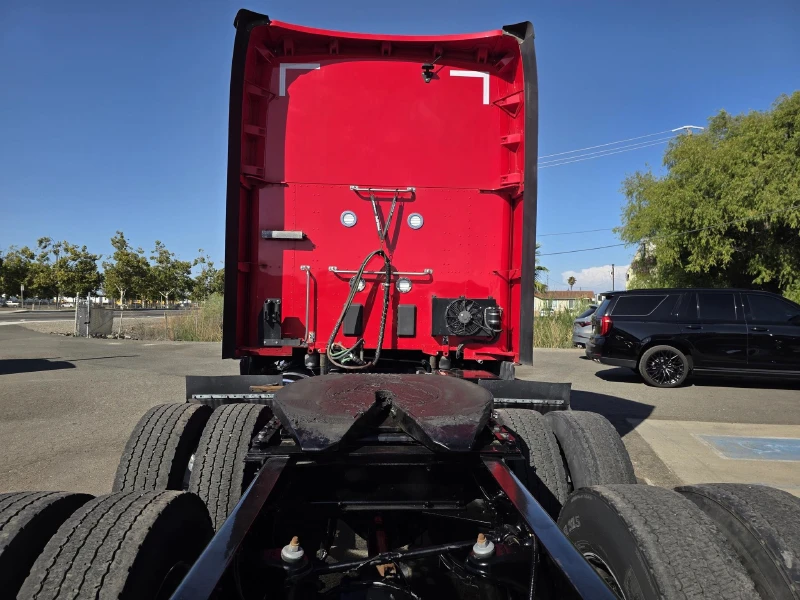 2024 KENWORTH T680