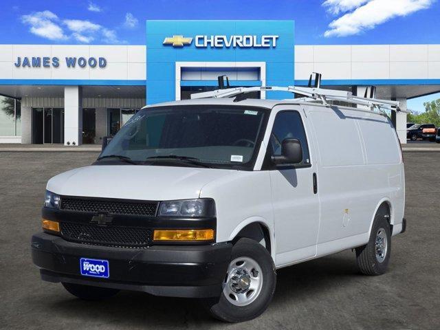 2025 CHEVROLET Express Cargo in Decatur, TX